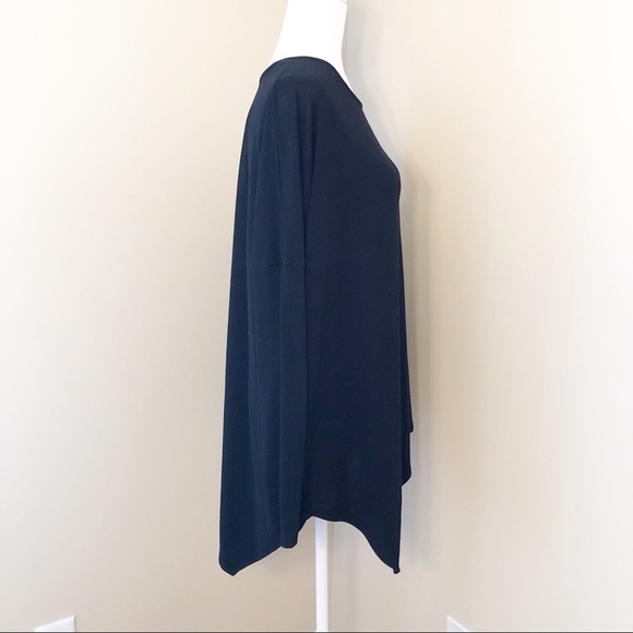 Neiman Marcus Asymmetrical Oversized Black Top - S - Picture 3 of 9